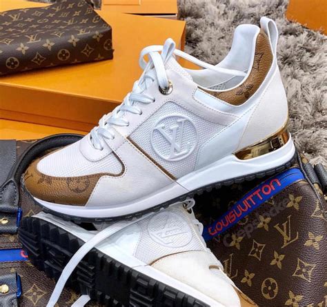 dubs zapatillas louis vuitton|More.